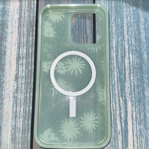 iPhone 14 Pro Max w/ MagSafe - Picture 2 of 3